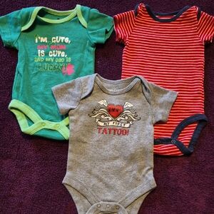 3pc Girl Boy Newborn 0-3m Cute and Playful Kids One Piece Set - Green, Red, Gray